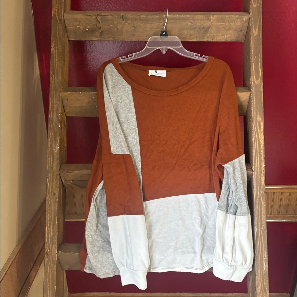 Colorblock Long Sleeve Top